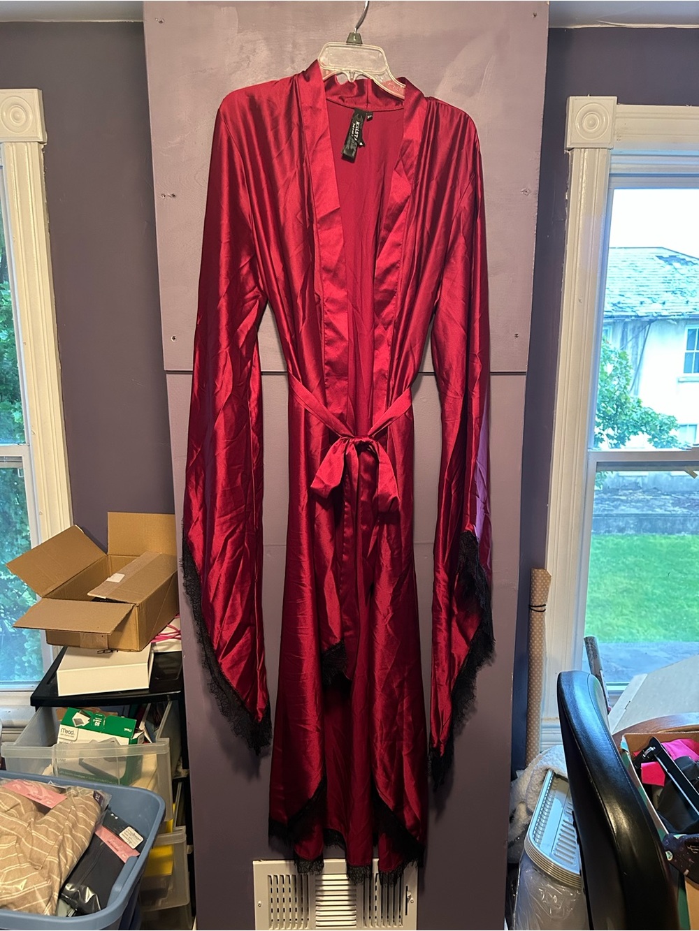 Killstar deadly daze  red satin robe with black lace trim, size 3XL